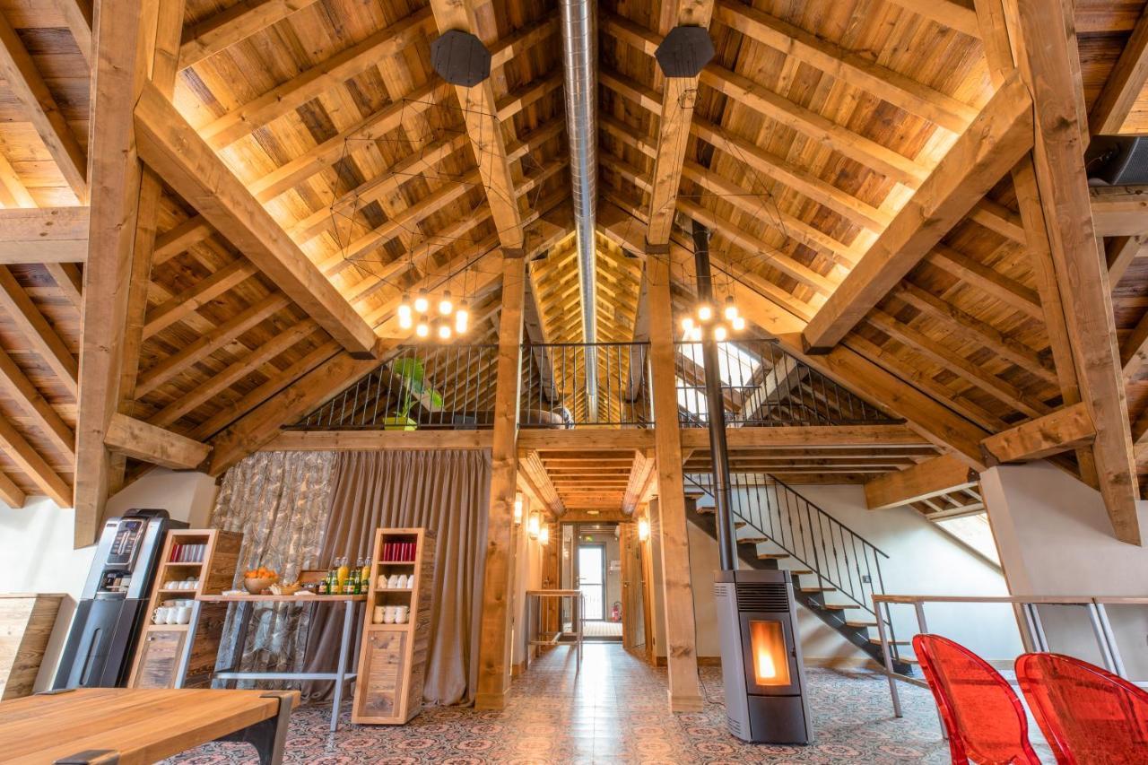 La Maison Rouge Chambery Bagian luar foto